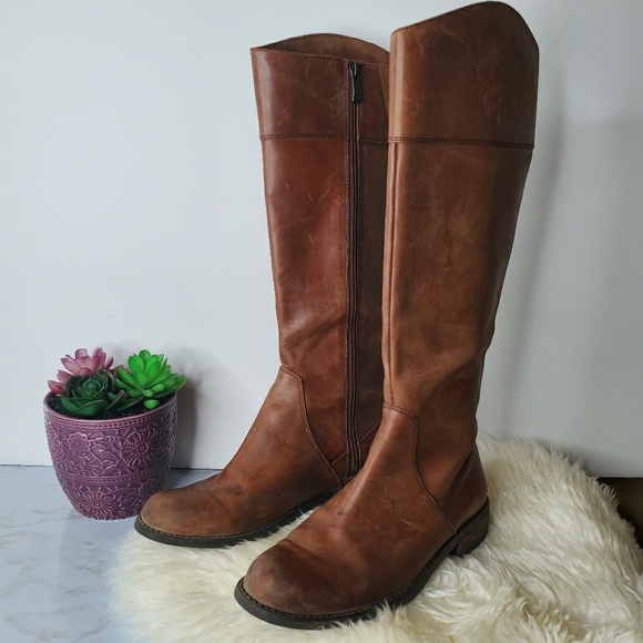 Vince Camuto Shoes - Vince Camuto VC Kellini Riding Boots
Mocha Brown